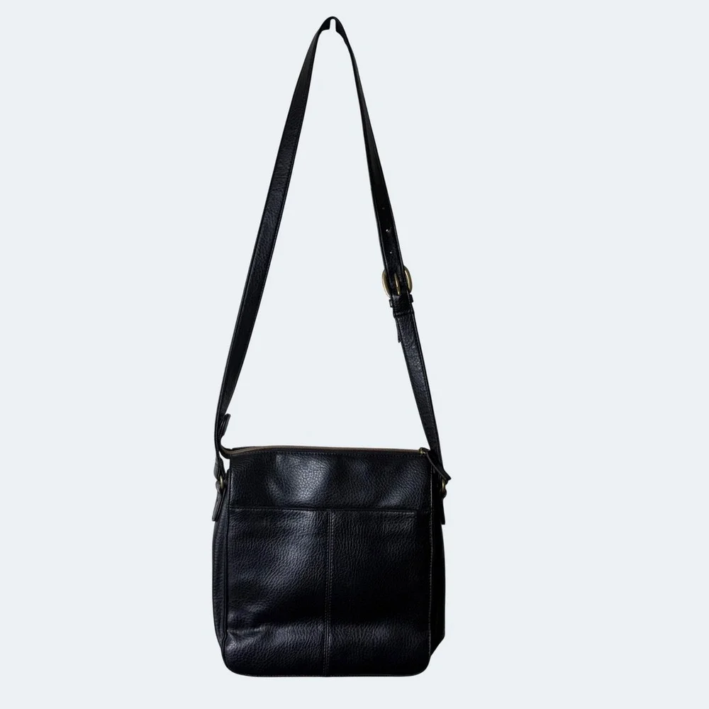 Madison Studio Black Pebbled Crossbody Messenger Bag OS Dark Academia